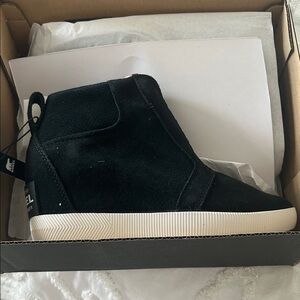 Sorel Black Suede Ankle Booties